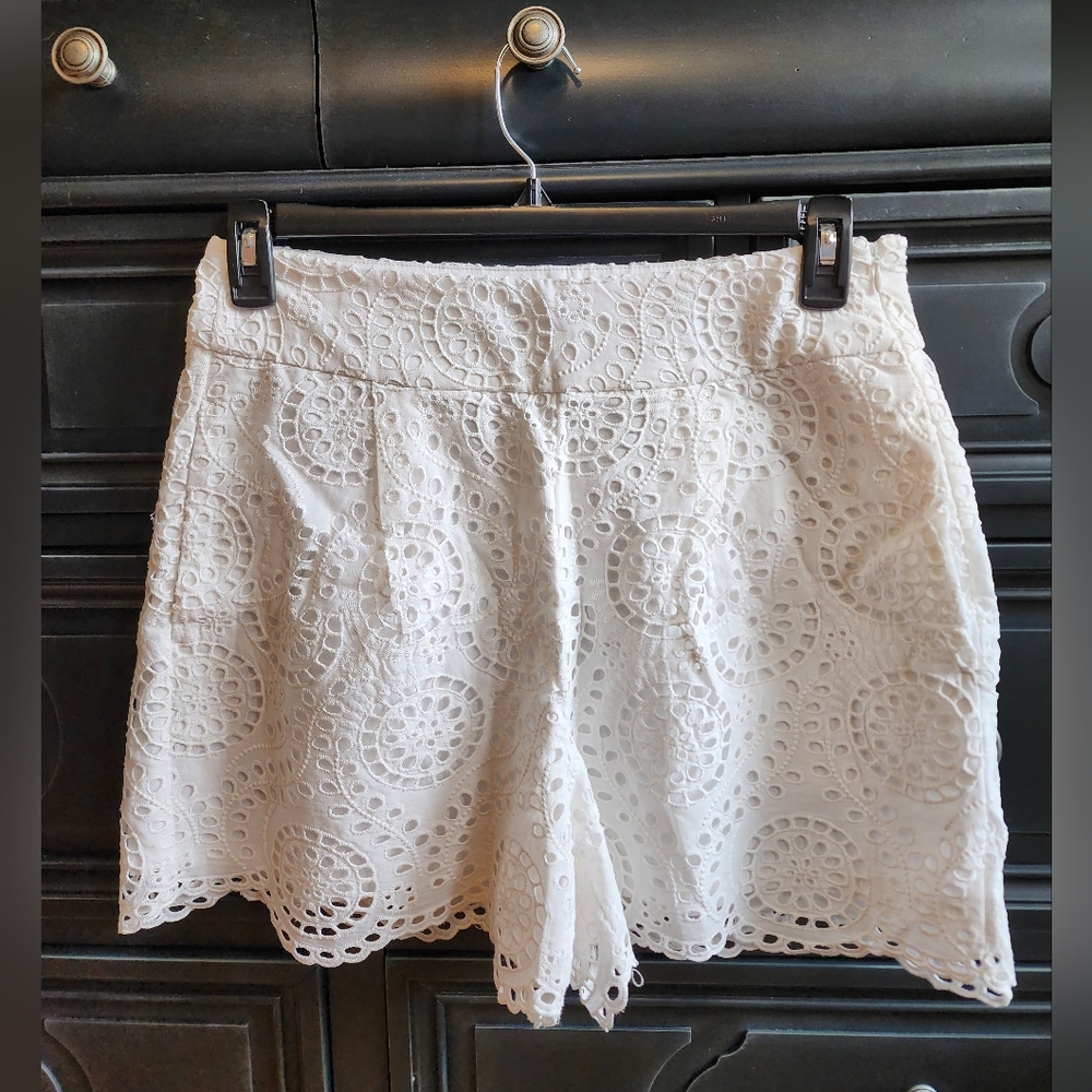 Express White Eyelet Women's Shorts